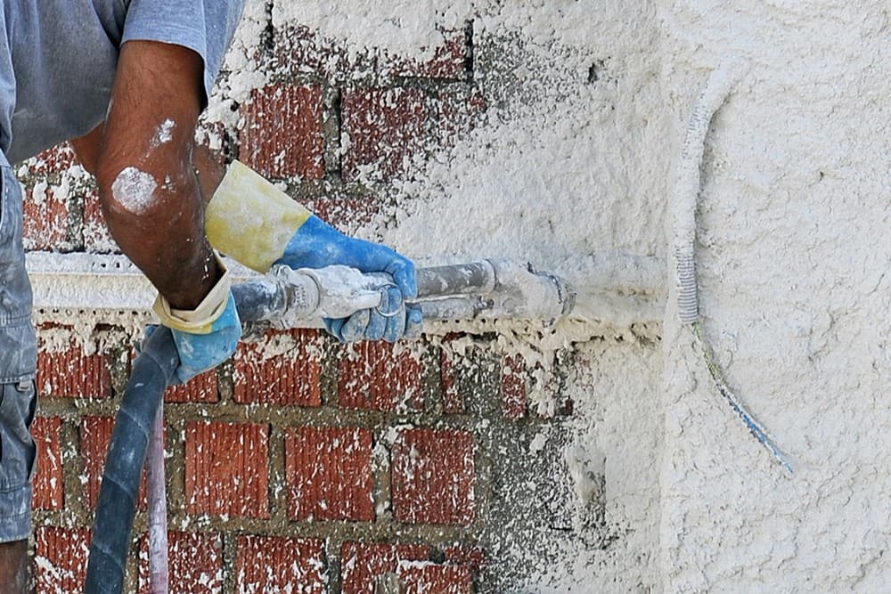 Soluciones en proyectados para un mayor aislamiento e impermeabilización